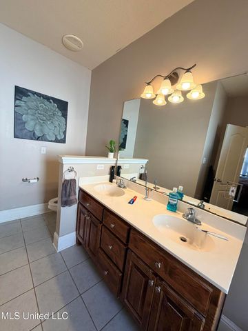 2308 Rue Beaux Chenes, Ocean Springs, MS 39564