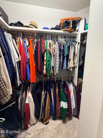 2308 Rue Beaux Chenes, Ocean Springs, MS 39564