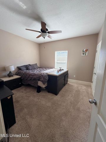 2308 Rue Beaux Chenes, Ocean Springs, MS 39564