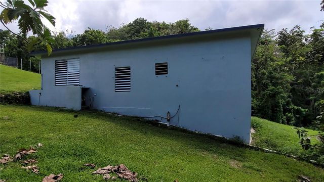 PARC 411 13 ST., Vega Baja, PR 00693