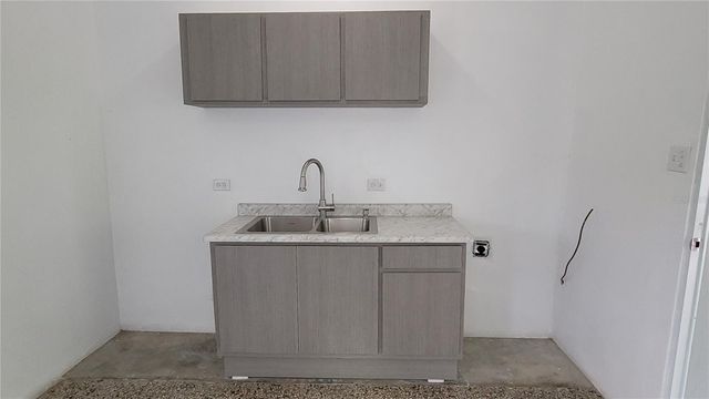 PARC 411 13 ST., Vega Baja, PR 00693