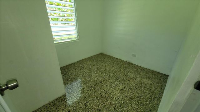 PARC 411 13 ST., Vega Baja, PR 00693