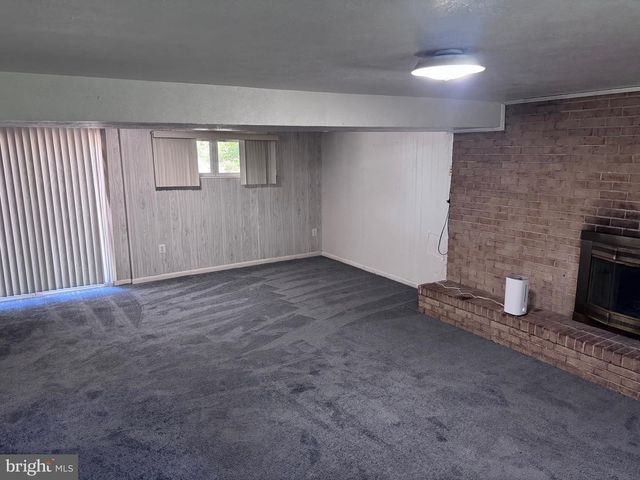 6208 HARLEY LN, Temple Hills, MD 20748