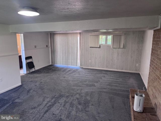 6208 HARLEY LN, Temple Hills, MD 20748