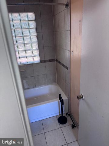 6208 HARLEY LN, Temple Hills, MD 20748
