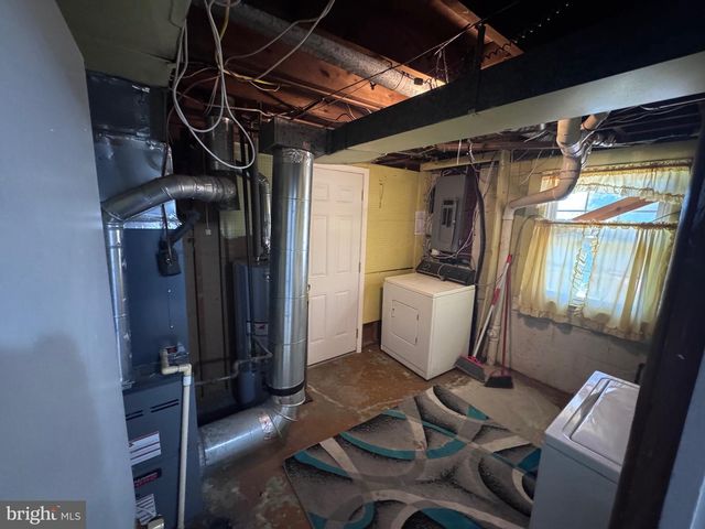 6208 HARLEY LN, Temple Hills, MD 20748