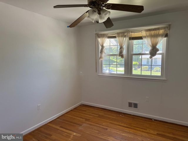 6208 HARLEY LN, Temple Hills, MD 20748