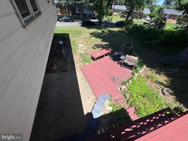 6208 HARLEY LN, Temple Hills, MD 20748