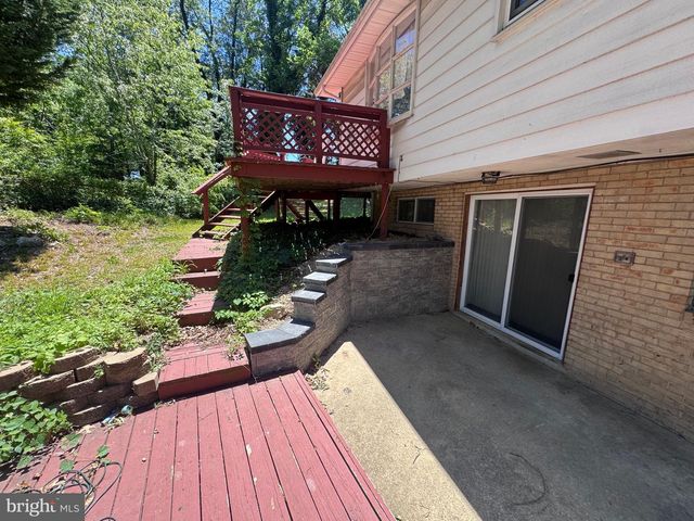 6208 HARLEY LN, Temple Hills, MD 20748