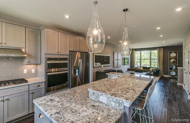 364 N. Sydney Court, Plymouth, MI 48170