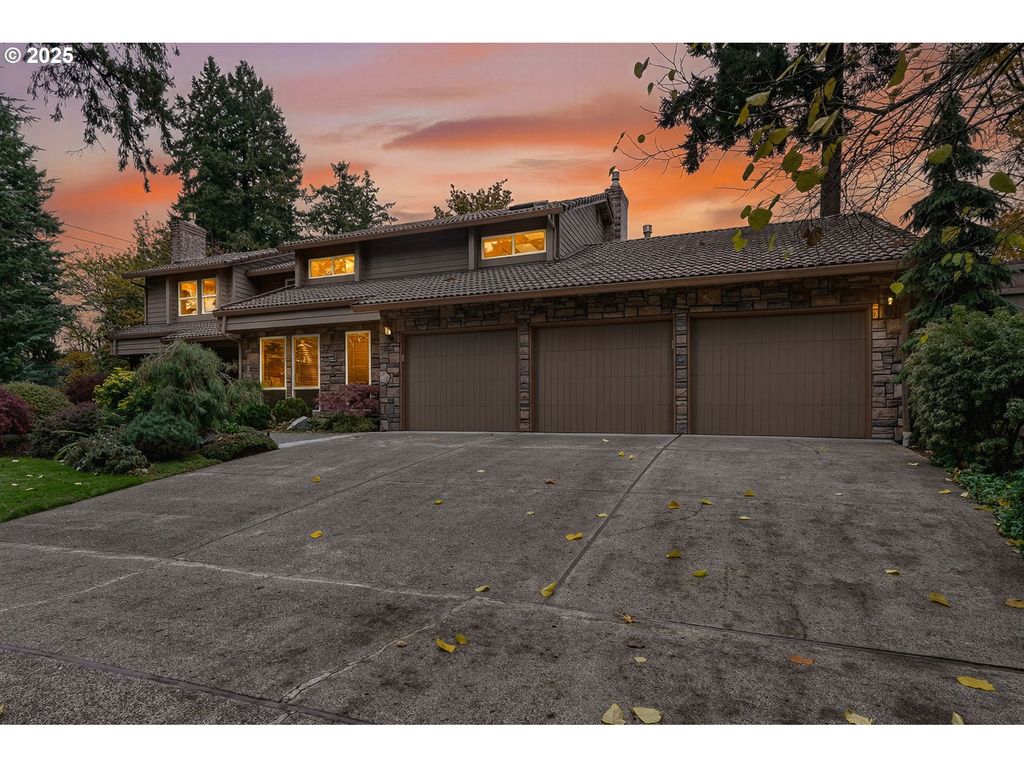 411 MONTEREY Way, Vancouver, WA 98661