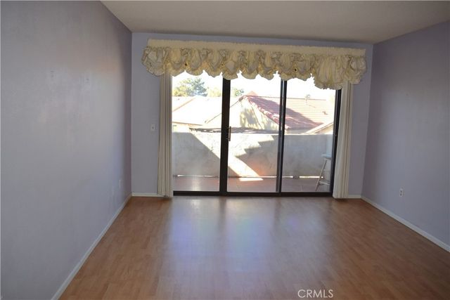 19282 Pine Way, Apple Valley, CA 92308