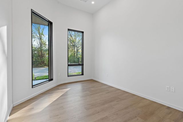 504 Merritt Ave, Nashville, TN 37203