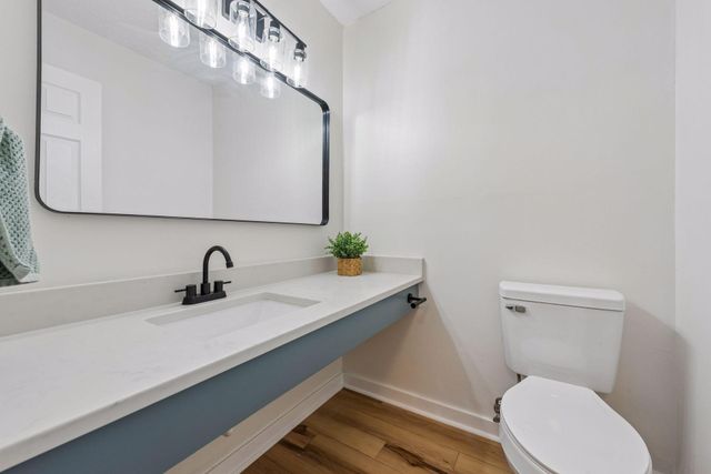 1754 Meadowlark Road 41754, Eagan, MN 55122