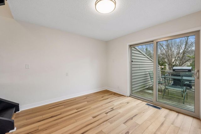 1754 Meadowlark Road 41754, Eagan, MN 55122