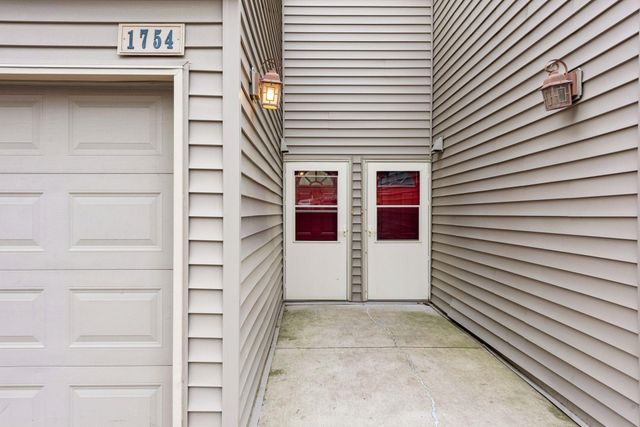 1754 Meadowlark Road 41754, Eagan, MN 55122