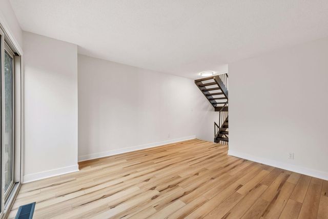 1754 Meadowlark Road 41754, Eagan, MN 55122