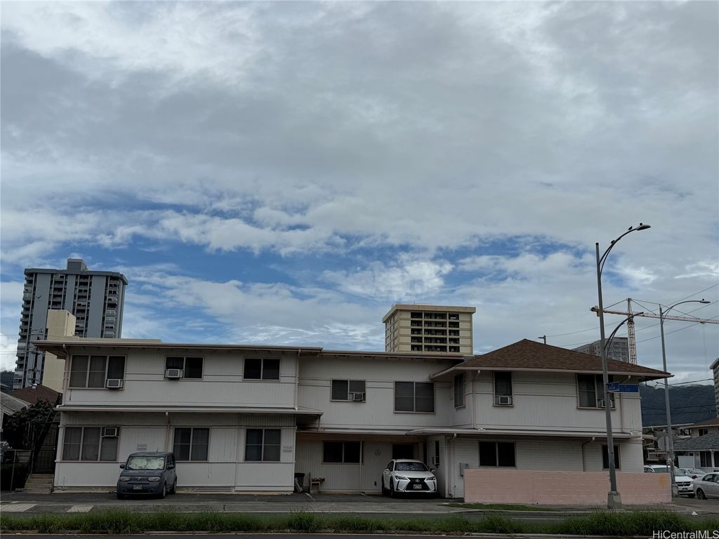 2148 Kapiolani Boulevard, Honolulu, HI 96826