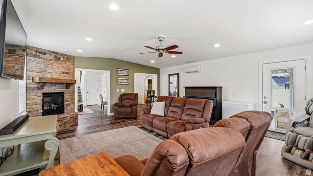6021 W FRAGRANT LN, Herriman, UT 84096