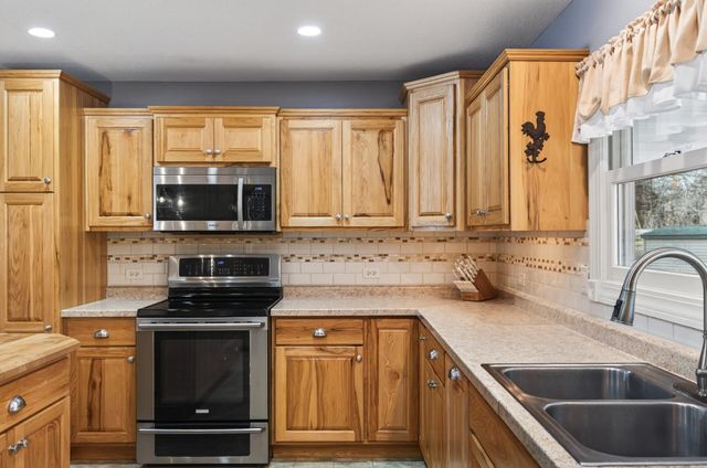 30945 Irene Avenue, Lindstrom, MN 55045