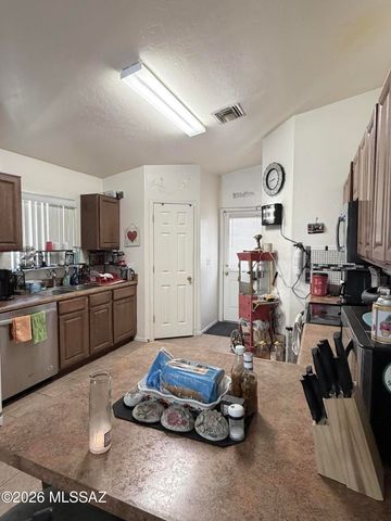 2266 E Sunland Vista, Tucson, AZ 85713