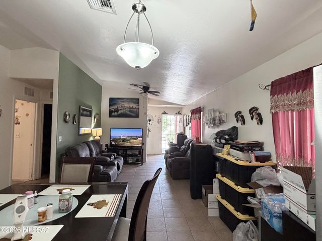 2266 E Sunland Vista, Tucson, AZ 85713