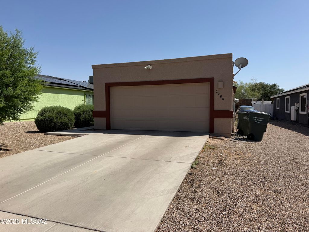 2266 E Sunland Vista, Tucson, AZ 85713