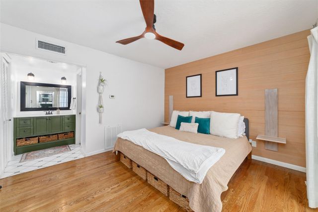 3400 Timmons Lane 68, Houston, TX 77027