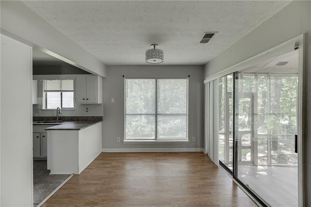 900 Pawnee Place, Lilburn, GA 30047