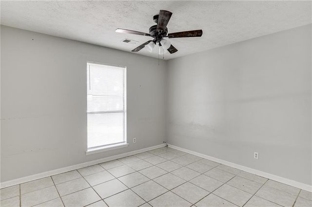 900 Pawnee Place, Lilburn, GA 30047