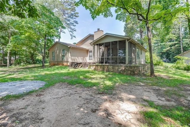 900 Pawnee Place, Lilburn, GA 30047