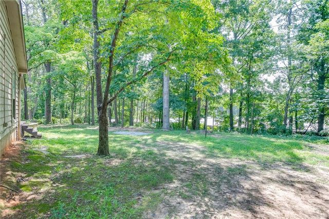 900 Pawnee Place, Lilburn, GA 30047