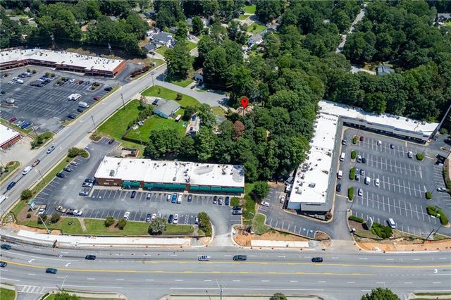 900 Pawnee Place, Lilburn, GA 30047