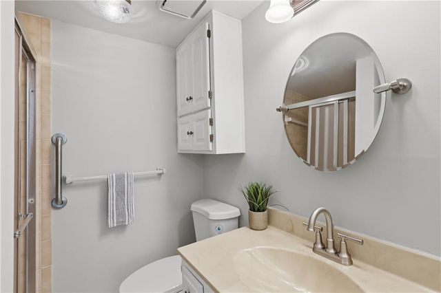 303 E Partridge Avenue 39, Independence, MO 64055