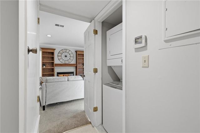 303 E Partridge Avenue 39, Independence, MO 64055