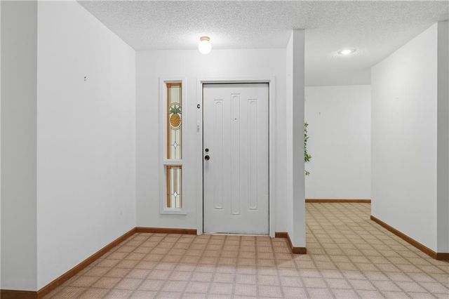 303 E Partridge Avenue 39, Independence, MO 64055