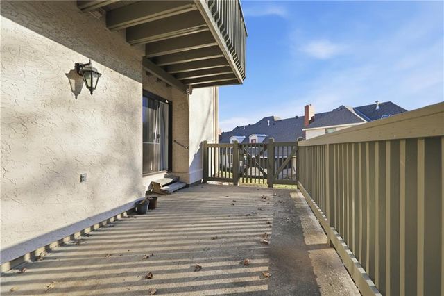 303 E Partridge Avenue 39, Independence, MO 64055