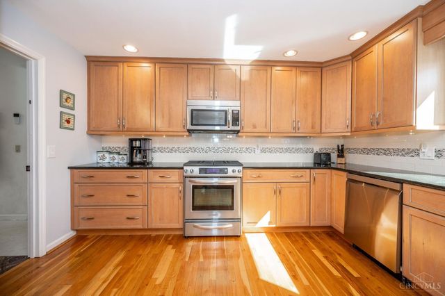 6643 Miami Trails Drive, Loveland, OH 45140