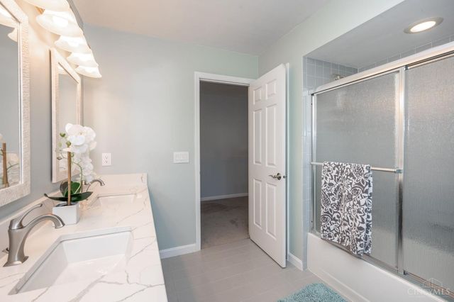 6643 Miami Trails Drive, Loveland, OH 45140