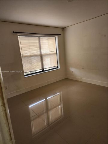 4321 W Mcnab Rd 10, Pompano Beach, FL 33069