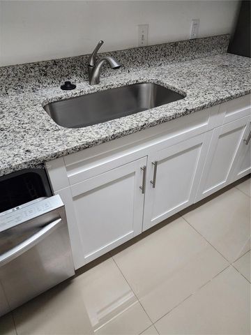 4321 W Mcnab Rd 10, Pompano Beach, FL 33069