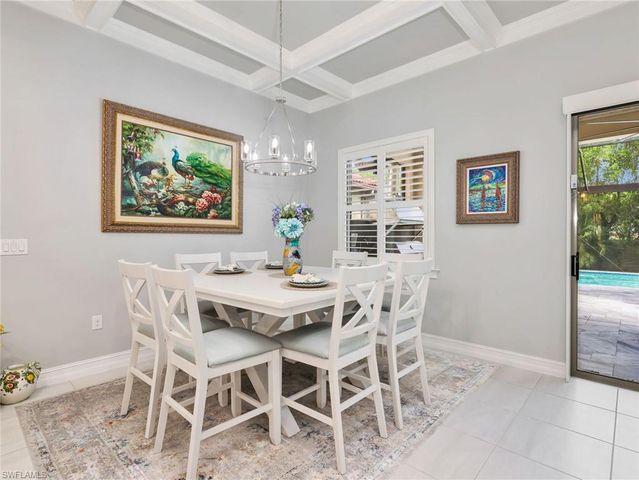 16395 Barclay CT, Naples, FL 34110