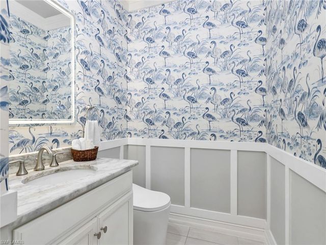 16395 Barclay CT, Naples, FL 34110