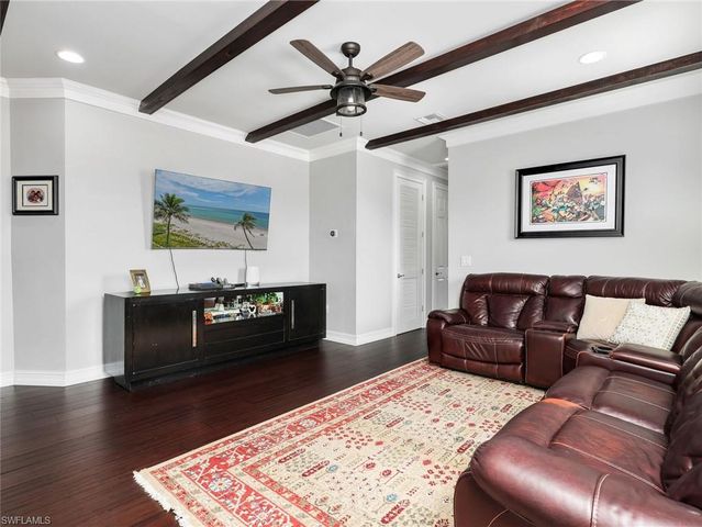 16395 Barclay CT, Naples, FL 34110