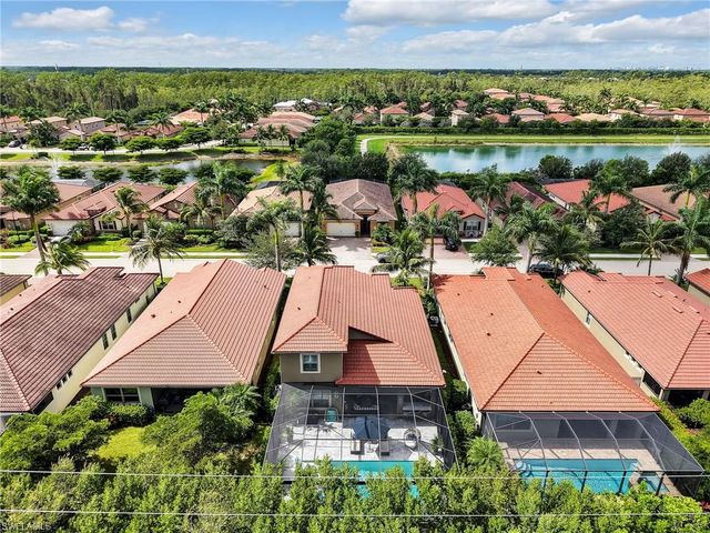 16395 Barclay CT, Naples, FL 34110