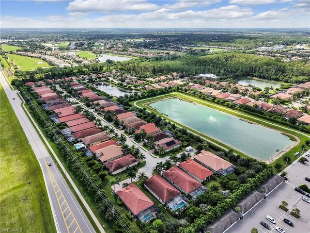 16395 Barclay CT, Naples, FL 34110