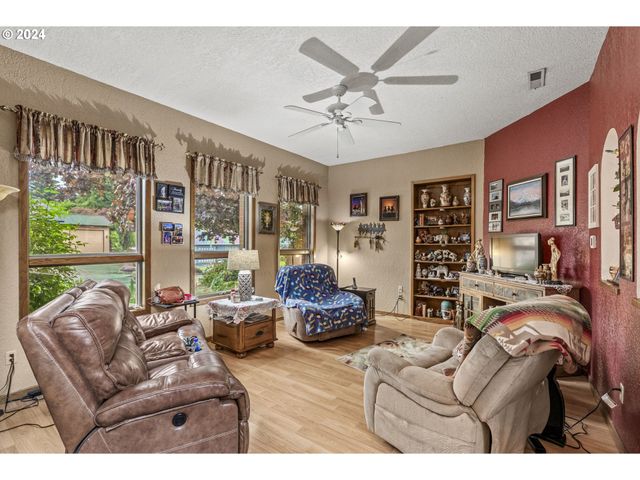 3509 Ne 161ST Way, Ridgefield, WA 98642