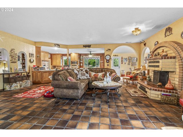 3509 Ne 161ST Way, Ridgefield, WA 98642
