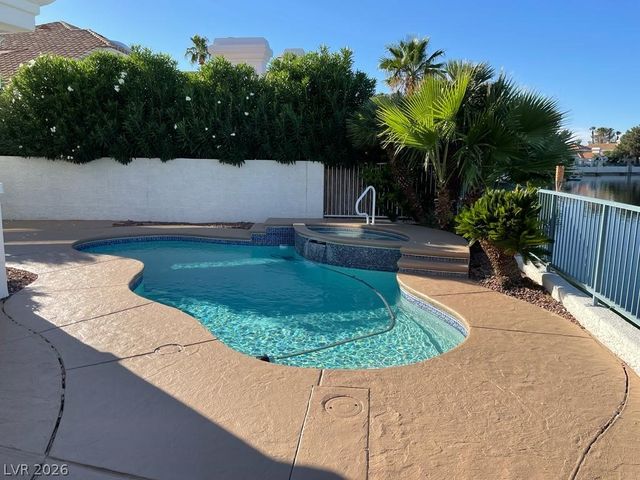 2960 Sun Lake Drive, Las Vegas, NV 89128