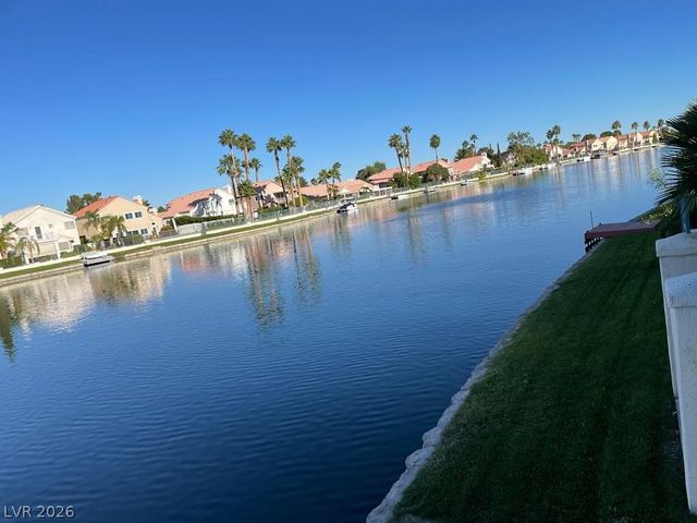 2960 Sun Lake Drive, Las Vegas, NV 89128